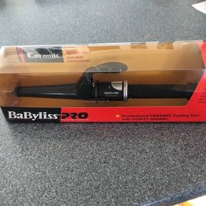 New in sealed box Ceramic Curling Iron with Pointy Barrel